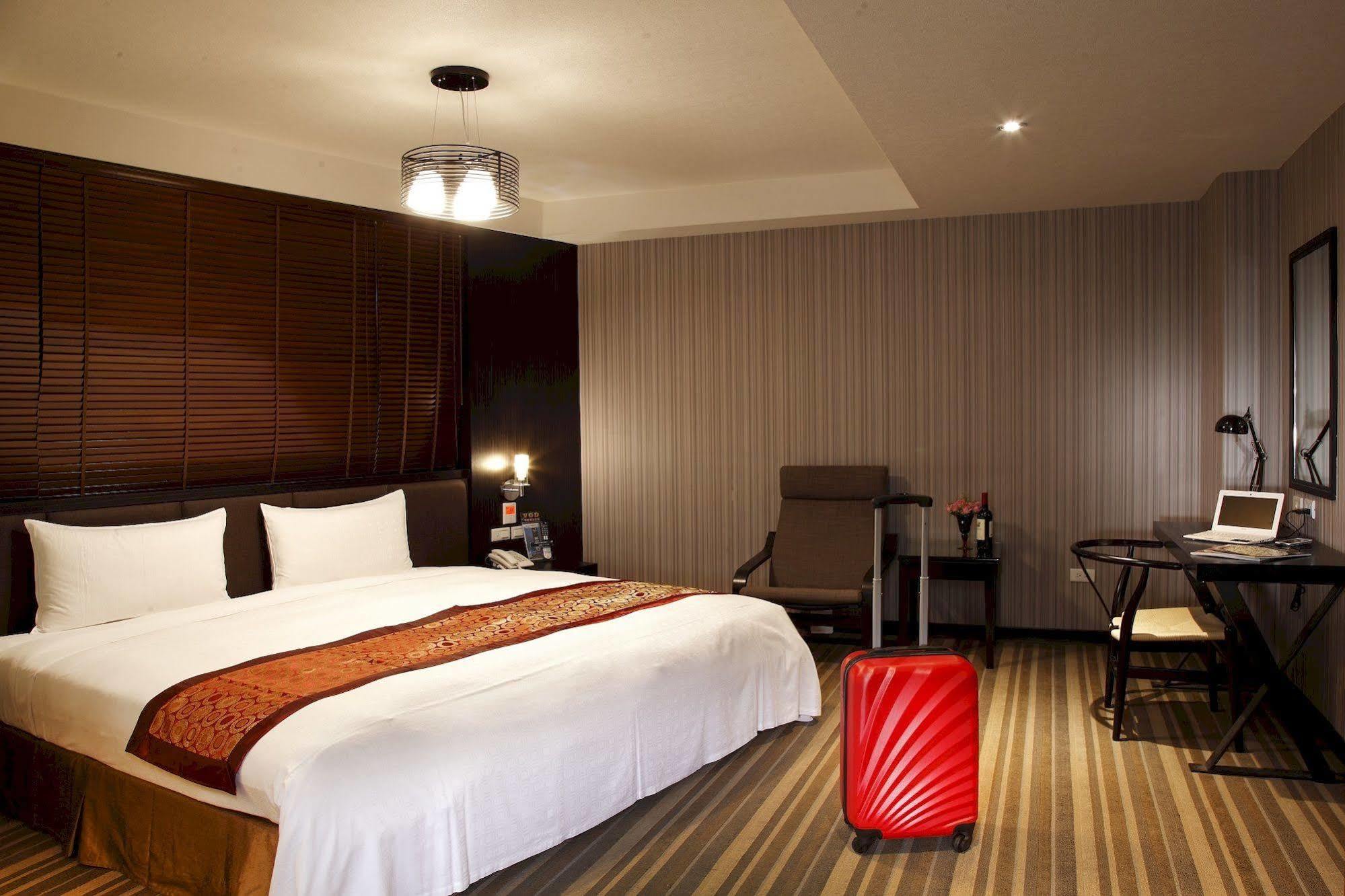 Grace Hotel Тайбей Екстер'єр фото
